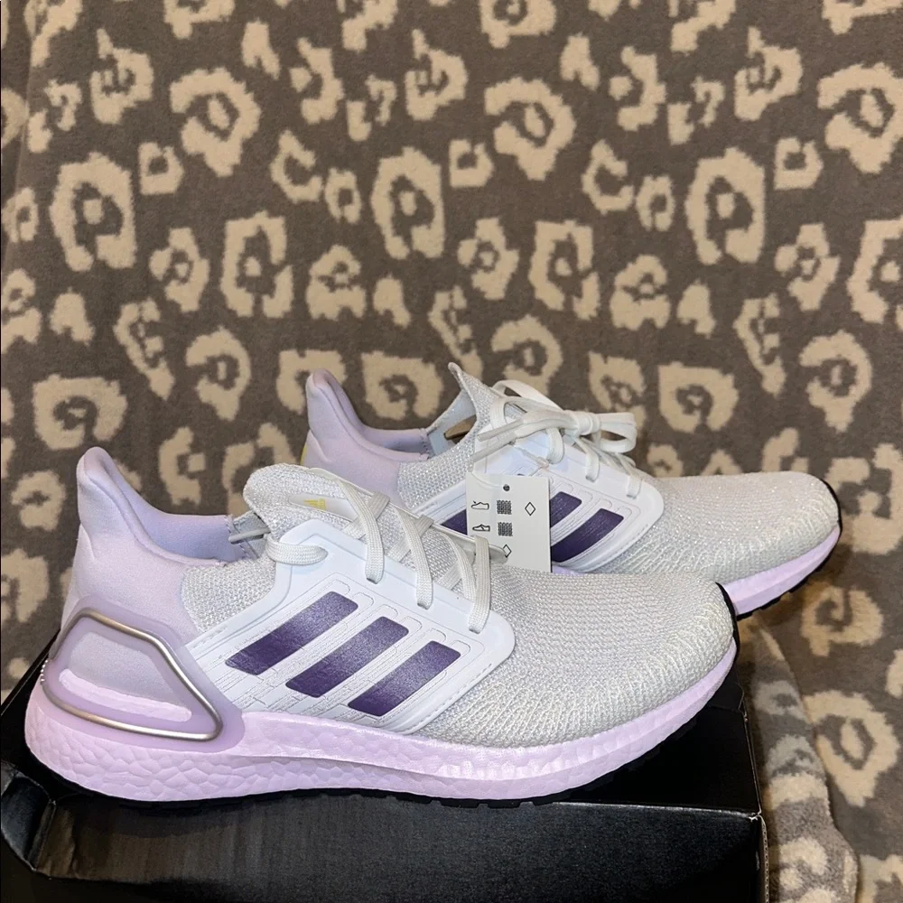 Adidas Ultraboost 20 W in EGO762 Sneakers 👟 👟 New 🆕 & Never Worn 😍😍 - Picture 9 of 17
